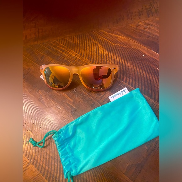 Blenderz Sunglasses - Picture 1 of 3